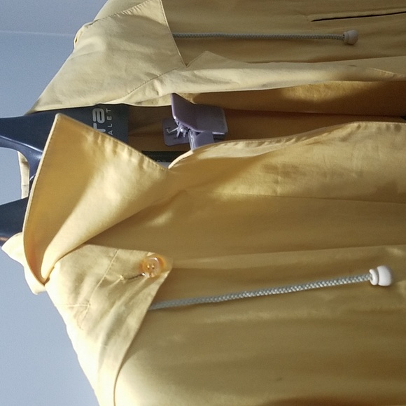 Burberry Vintage Jacket - Picture 11 of 16